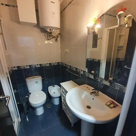 Beautiful New One Bedroom In