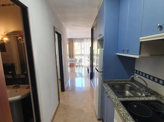 Апартаменты Beautiful New One Bedroom In Бенидорм