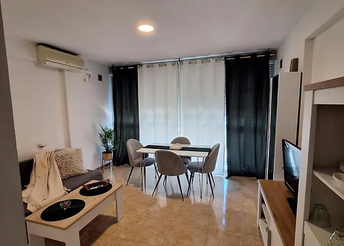 Beautiful New One Bedroom In Бенидорм